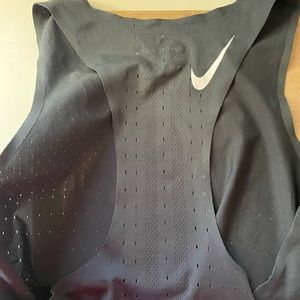 Nike AeroSwift running singlet